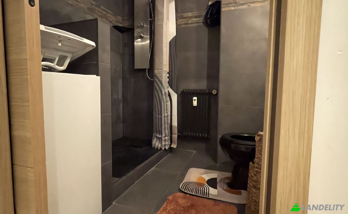 Apartment for Sale 332 Rue Pellissier, 74700 Sallanches, Sallanches, Haute-Savoie, Auvergne-Rhone-Alpes, France. Photo 6