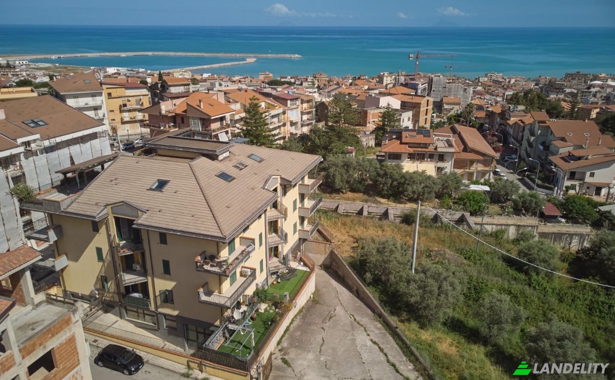 Apartment for Sale Via Giove, 98076 SantAgata di Militello ME, SantAgata di Militello, Metropolitan City of Messina, Sicily, Italy. Photo 1