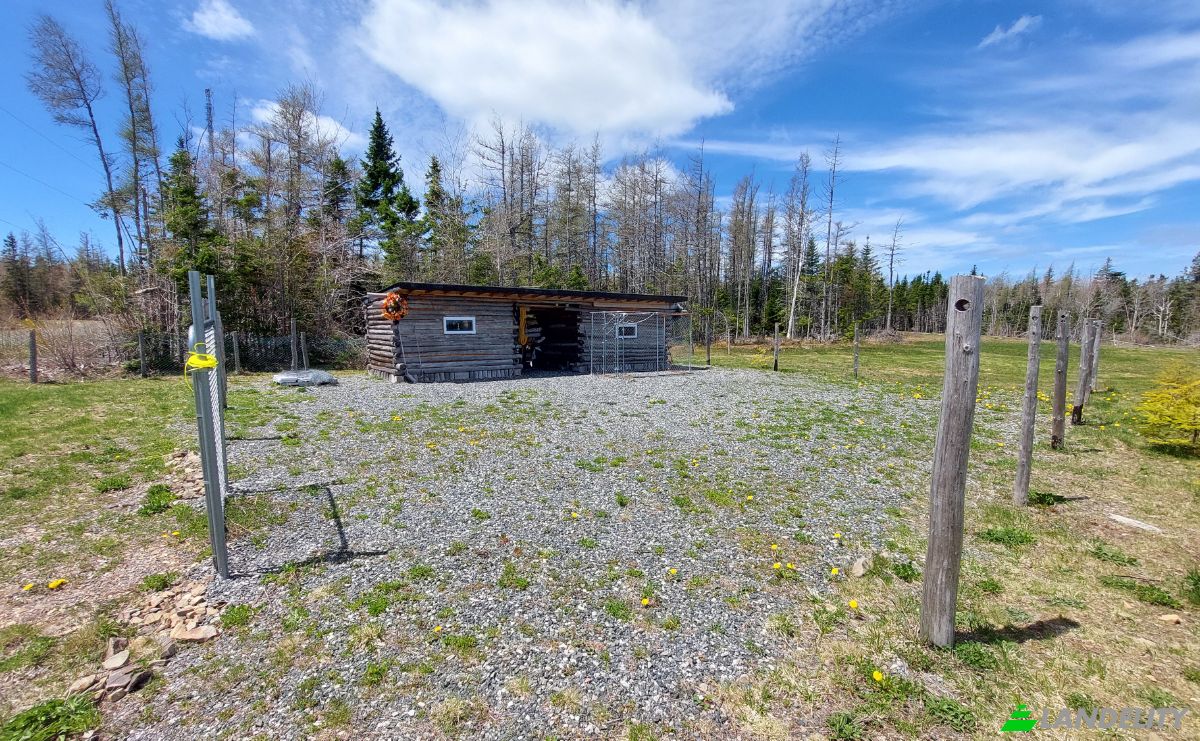 Manufactured/Mobil Home for Sale Bray Lake Rd, Sydney, NS B1M 1A9, Mira Road, Cape Breton Regional Municipality, Nova Scotia, Canada. Photo 4