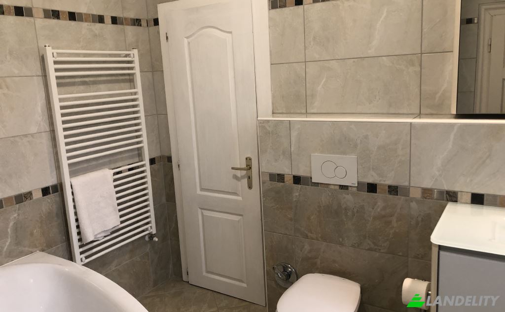 Single Family Home for Sale Budapest, Hungary, Baross Gabor. Photo 10