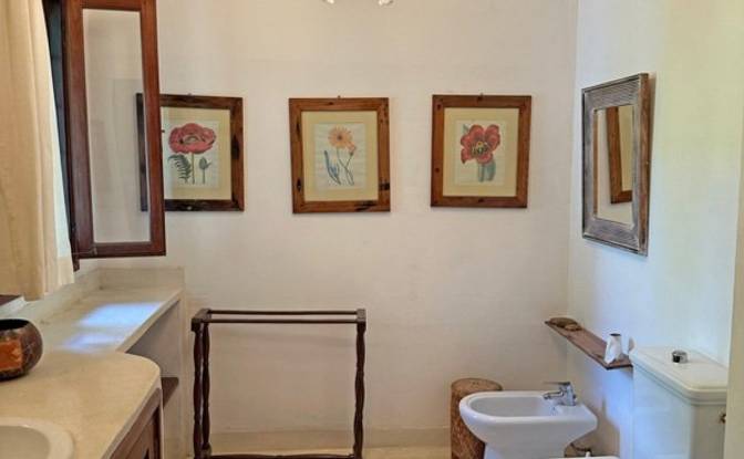 Castle for Sale Marine Road, Malindi. Photo#5 Castle for Sale Marine Road, Malindi. Photo#5