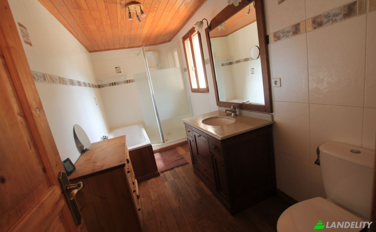 Casa unifamiliar à venda 218 Rte de la Roya, 06660 Saint-Etienne-de-Tinee, Saint-Etienne-de-Tinee, Alpes-Maritimes, Provence-Alpes-Cote dAzur, France. foto 6