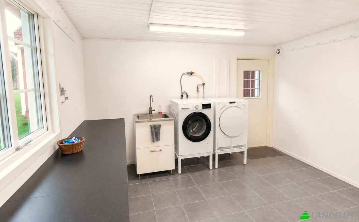 Farm/Ranch for Sale Byvagen, 568 92 Skillingaryd, Galtas, Vaggeryd Municipality, Jonkoping County, Sweden. Photo 13