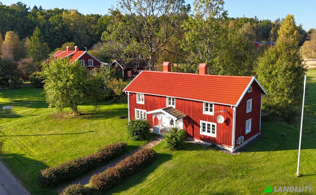 Farm/Ranch for Sale Byvagen, 568 92 Skillingaryd, Galtas, Vaggeryd Municipality, Jonkoping County, Sweden. Photo 16