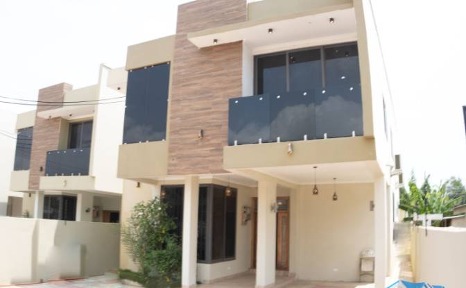 Townhouse for Sale - Sakumono, Ghana