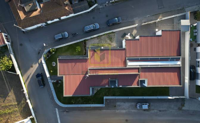 Villa in vendita R Dr Jose Rito 17. Foto#2
