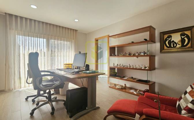 Villa in vendita R Dr Jose Rito 17. Foto#3