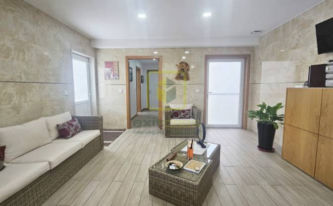 Villa in vendita R Dr Jose Rito 17. Foto#6