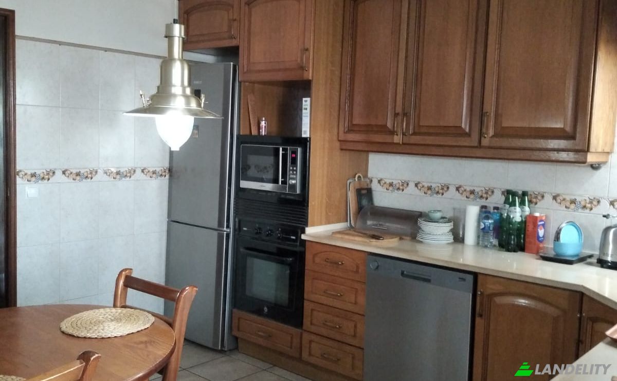 Casa adosada en venta R Antonio Bentes Benemerito 7, 8150 Sao Bras de Alportel, Sao Bras de Alportel, Faro District, Portugal. Foto 6