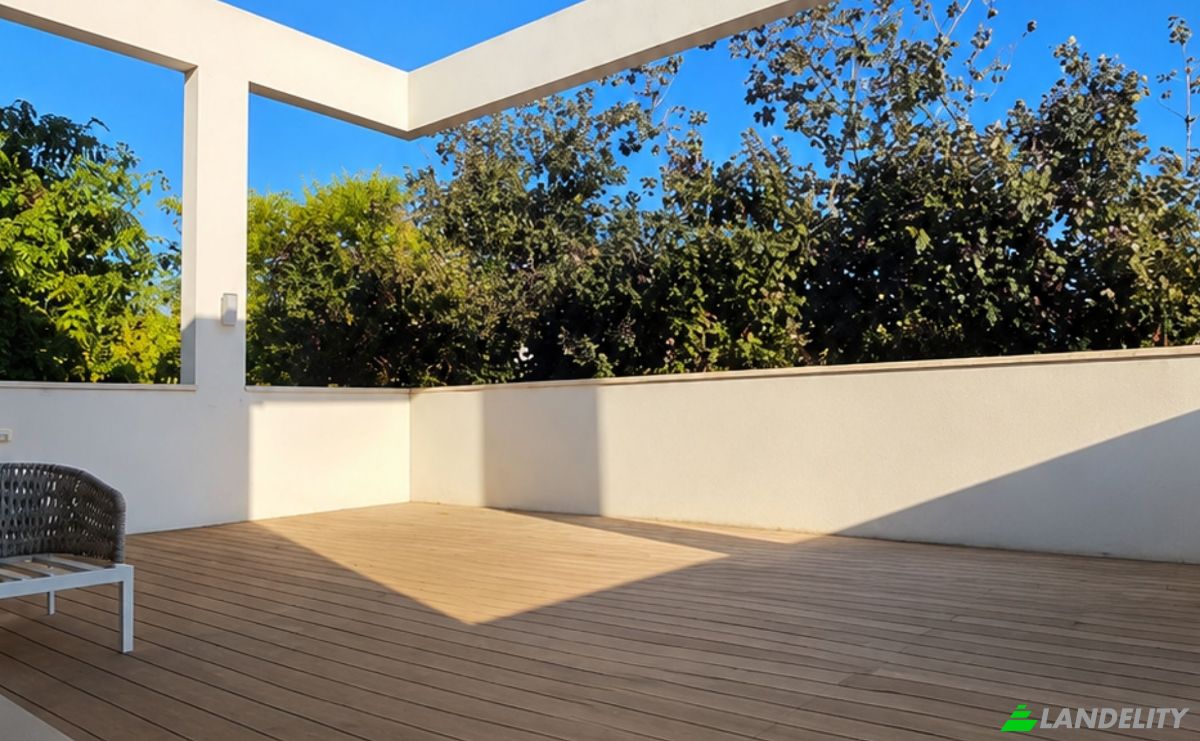 Single Family Home for Sale Dror St 2, Savyon, Petach Tikva, Center District, Israel. Photo 12