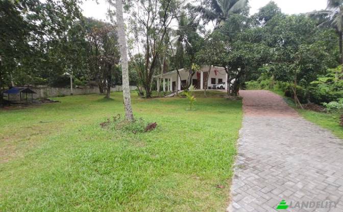 Single Family Home for Sale - Yatawatura, Sri Lanka