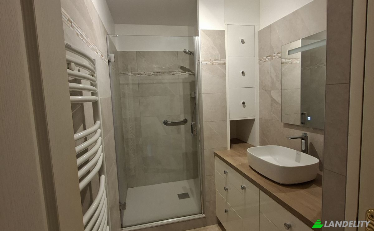 Apartment for Sale 200 Av Raimu, 83220 Le Pradet, Le Pradet, Var, Provence-Alpes-Cote dAzur, France. Photo 13