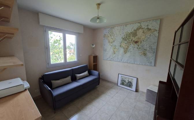 Apartment for Sale 200 Av Raimu, 83220 Le Pradet. Photo#10 Apartment for Sale 200 Av Raimu, 83220 Le Pradet. Photo#10