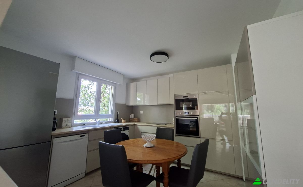 Apartment for Sale 200 Av Raimu, 83220 Le Pradet, Le Pradet, Var, Provence-Alpes-Cote dAzur, France. Photo 7