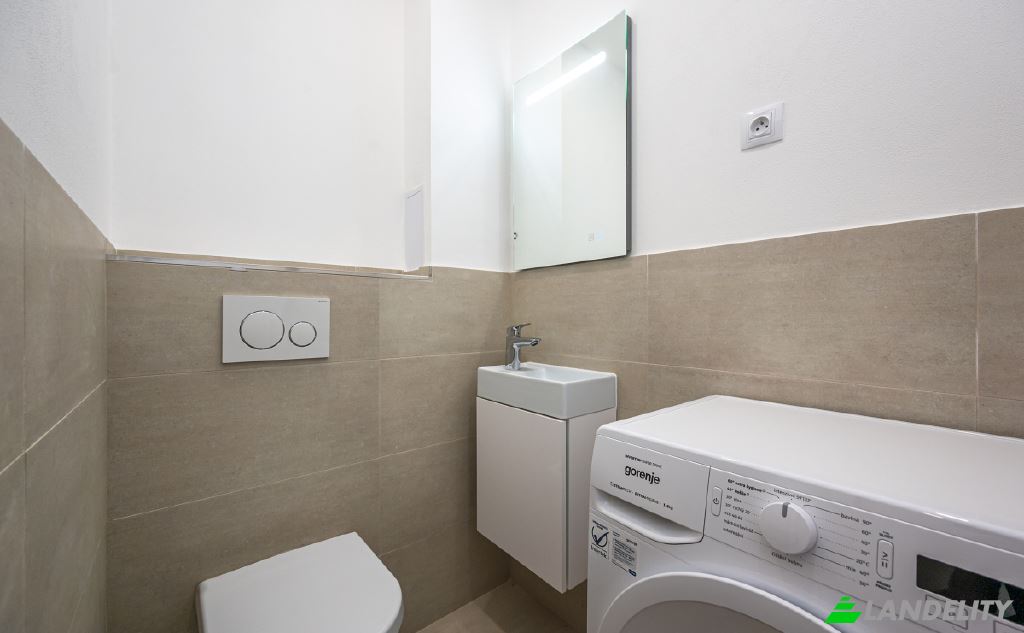Apartment for Sale Strazni, Praha Zizkov, Prague, Hlavni mesto Praha, Czechia. Photo 10