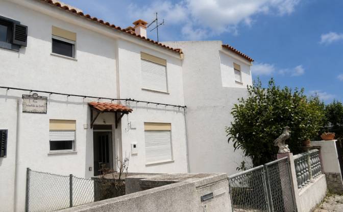 Townhouse for Sale R Sebastiao da Costa 2A. Photo#3 Townhouse for Sale R Sebastiao da Costa 2A. Photo#3