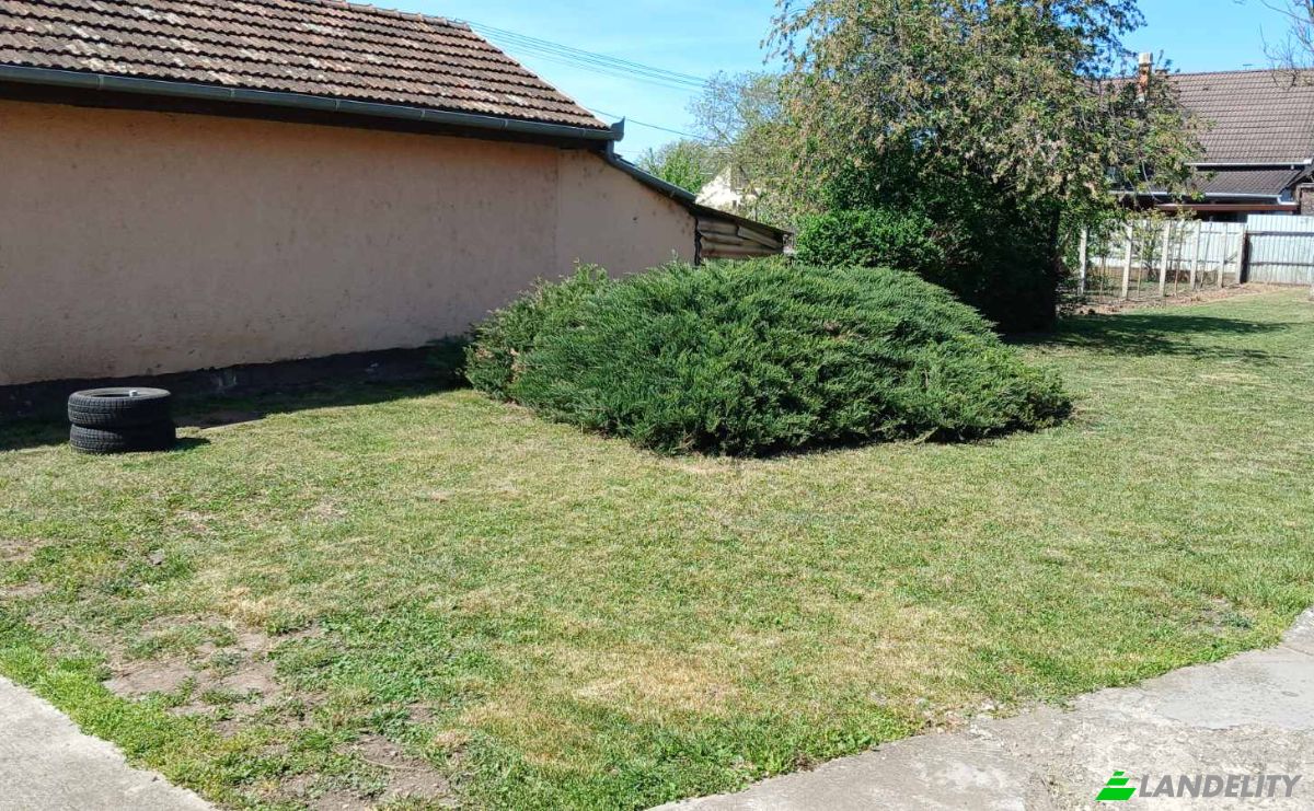 Casa de una sola familia en venta Ebes, Hajduszoboszlo District, Hajdu-Bihar, Hungary, Hunyadi u 58, 4211 Hungary. Foto 4