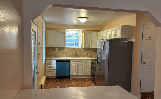 Single Family Home for Sale 445 NY-100A, Hartsdale. Photo#13 Single Family Home for Sale 445 NY-100A, Hartsdale. Photo#13