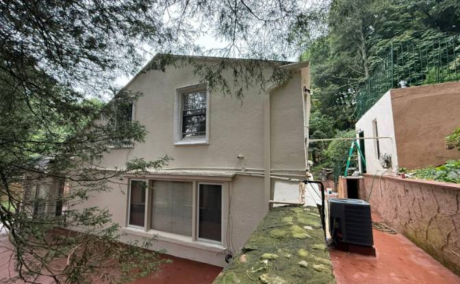 Single Family Home for Sale 445 NY-100A, Hartsdale. Photo#7 Single Family Home for Sale 445 NY-100A, Hartsdale. Photo#7