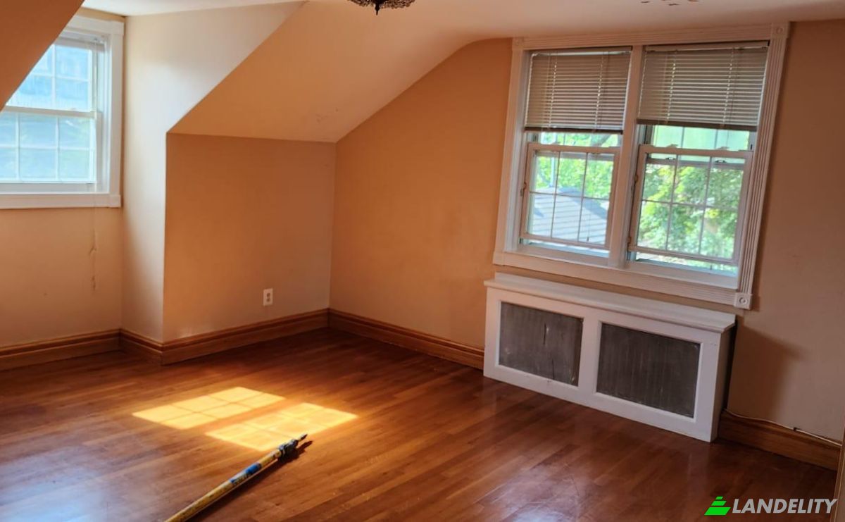 Single Family Home for Sale 445 NY-100A, Hartsdale, Westchester County, New York, United States, NY 10530, USA. Photo 18
