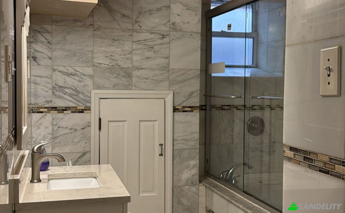 Single Family Home for Sale 445 NY-100A, Hartsdale, Westchester County, New York, United States, NY 10530, USA. Photo 22