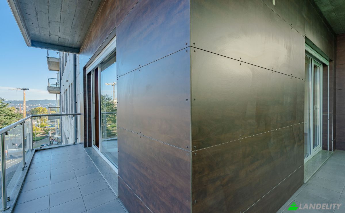 Apartment for Sale Praca das Flores 91, 4300-401 Porto, Porto, Porto District, Portugal. Photo 2