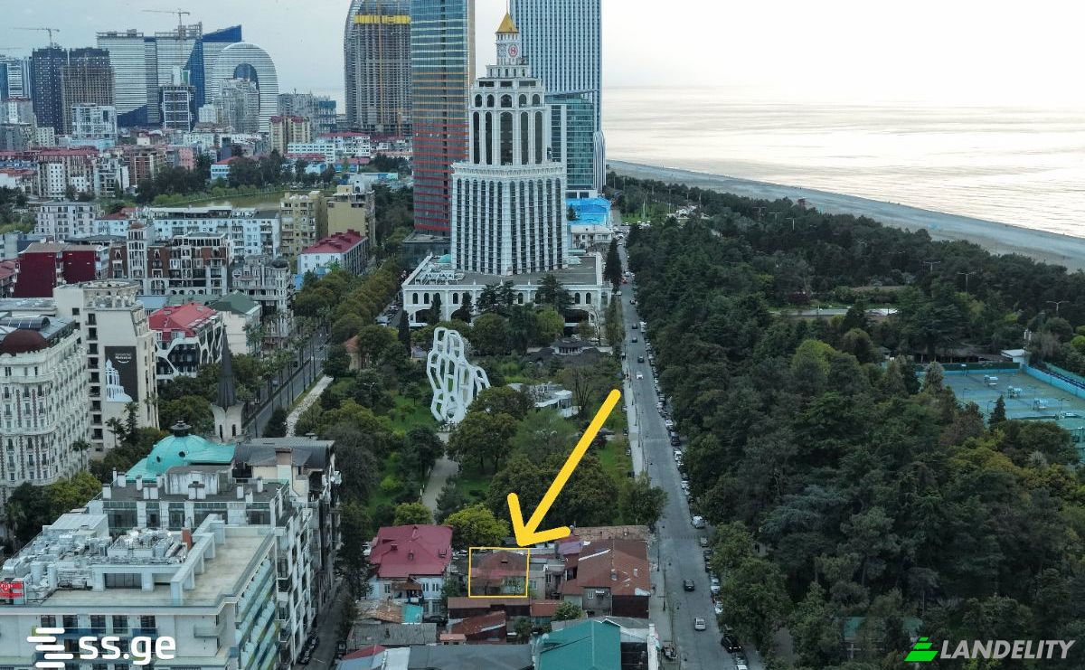 Investing/Development for Sale Ninoshvili St, Batumi, Adjara, Georgia. Photo 1