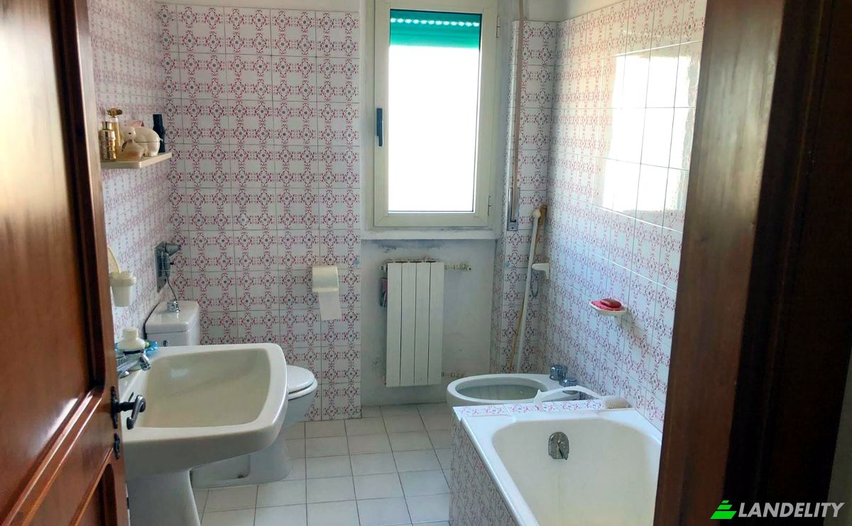 Apartment for Sale Via Tavolara, 07026 Olbia OT, Olbia, Province of Gallura North-East Sardinia, Sardinia, Italy. Photo 4