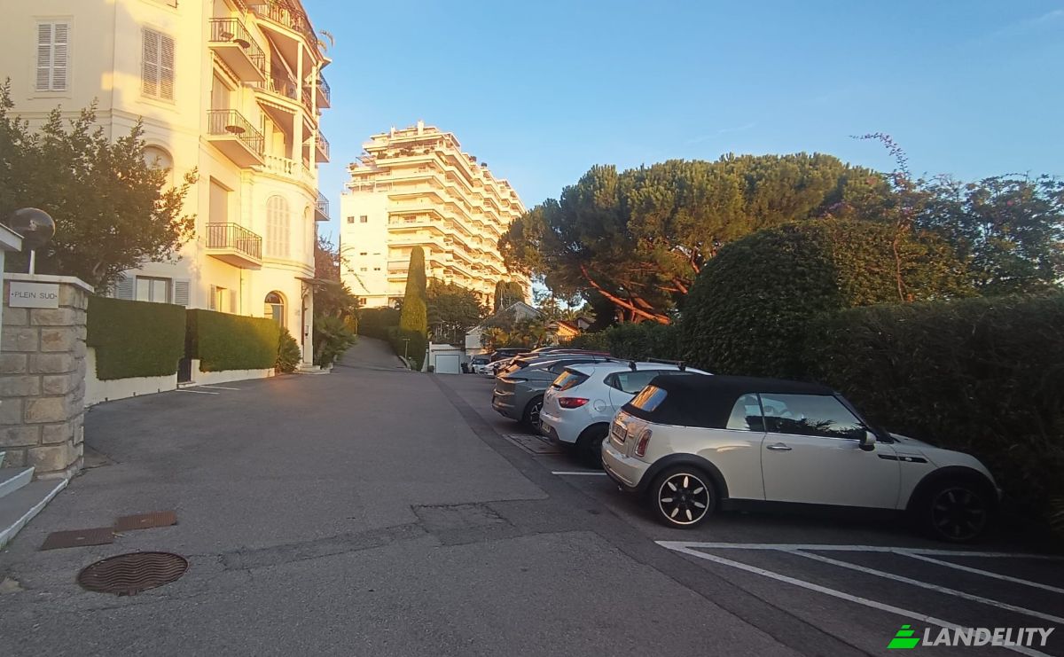 Apartment for Sale 16 Av du Roi Albert 1er, 06400 Cannes, Cannes, Alpes-Maritimes, Provence-Alpes-Cote dAzur, France. Photo 16