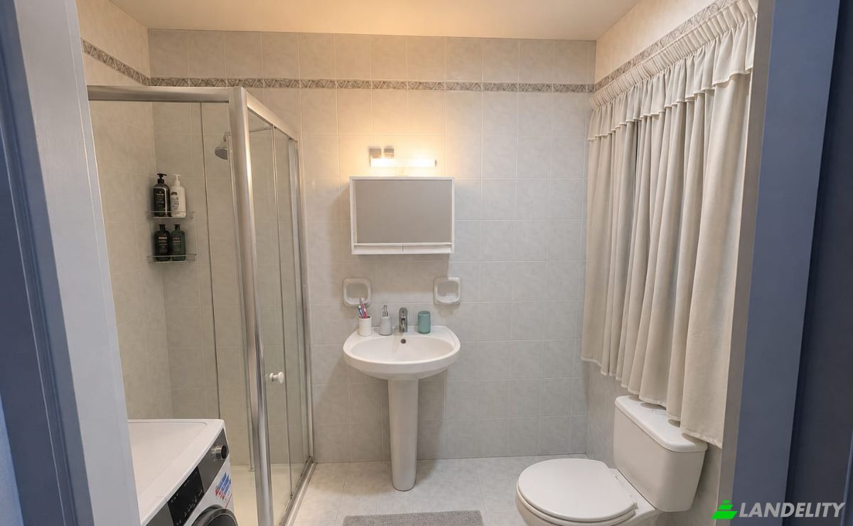 Apartment for Sale St Pauls Bay, Parades, Northern Region, Malta. Photo 4