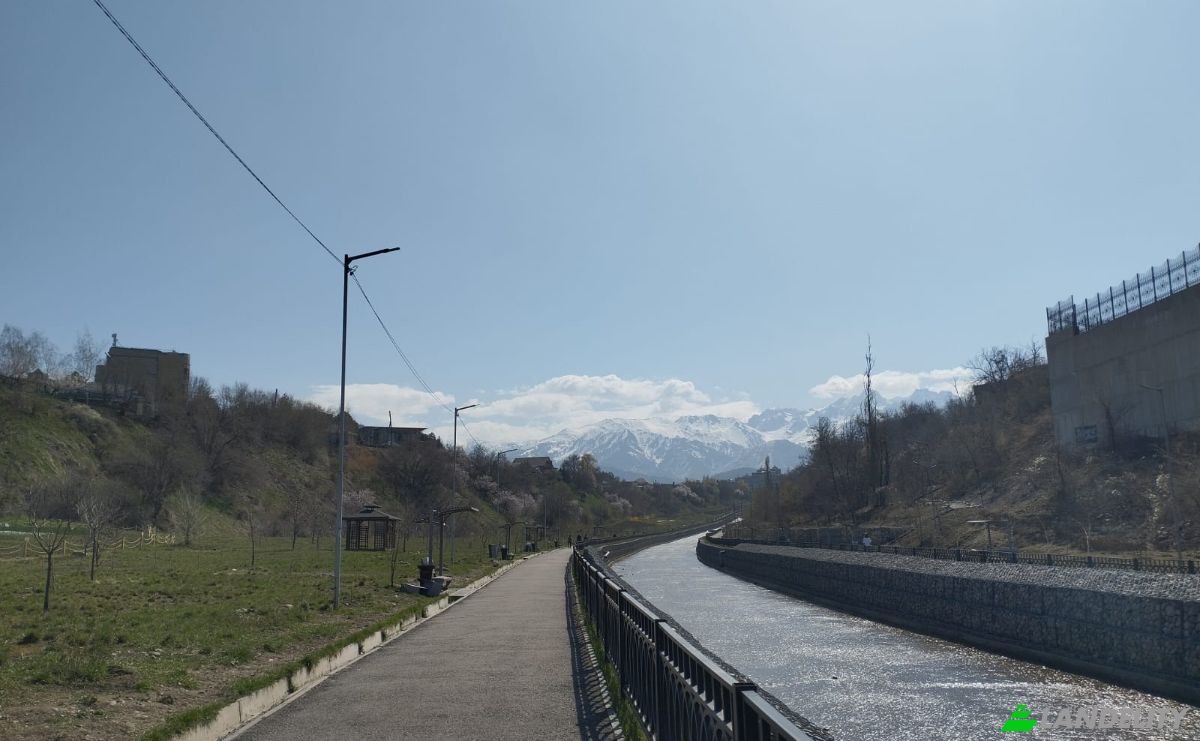 Apartment for Sale Zein Shashkin St 32, Almaty 050044, Almaty, Karasay District, Kazakhstan. Photo 4