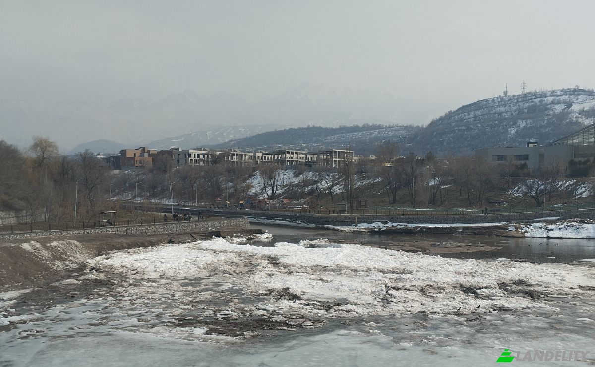 Apartment for Sale Zein Shashkin St 32, Almaty 050044, Almaty, Karasay District, Kazakhstan. Photo 5