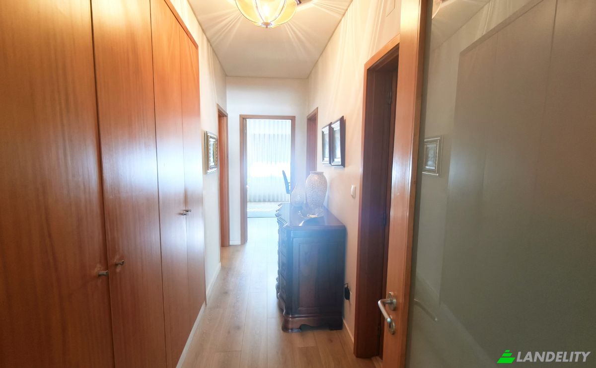 Apartment for Sale R Padre Armando Lira 74, 4705 Braga, Braga, Portugal. Photo 12