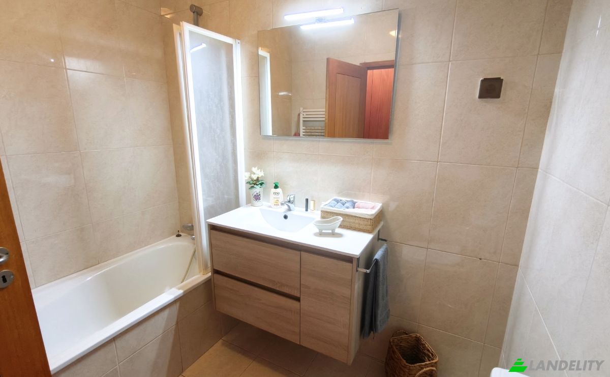 Apartment for Sale R Padre Armando Lira 74, 4705 Braga, Braga, Portugal. Photo 13