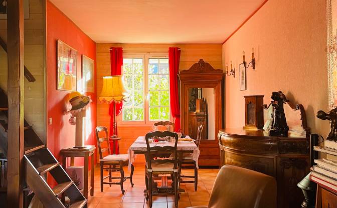 Townhouse for Sale 38 Av de la Victoire. Photo#3 Townhouse for Sale 38 Av de la Victoire. Photo#3