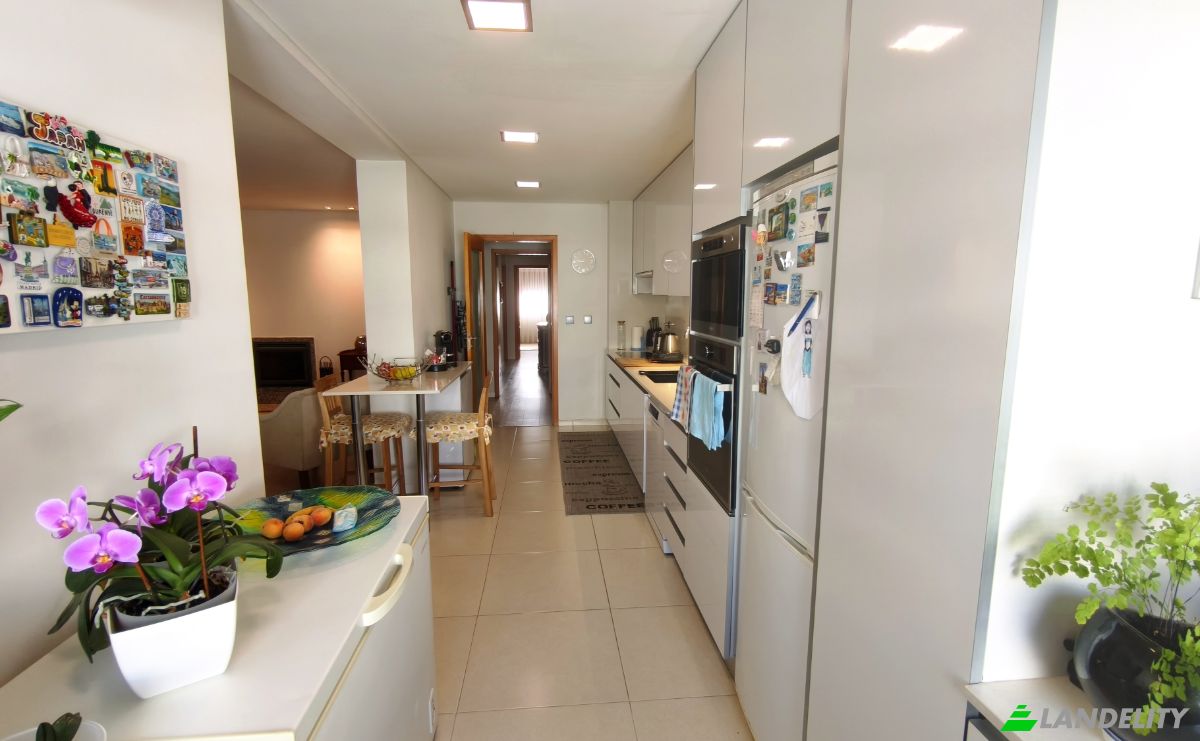 Apartment for Sale R Padre Armando Lira 74, 4705 Braga, Braga, Portugal. Photo 7