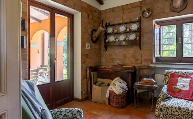 Villa for Sale Localita Colleromano. Photo#3