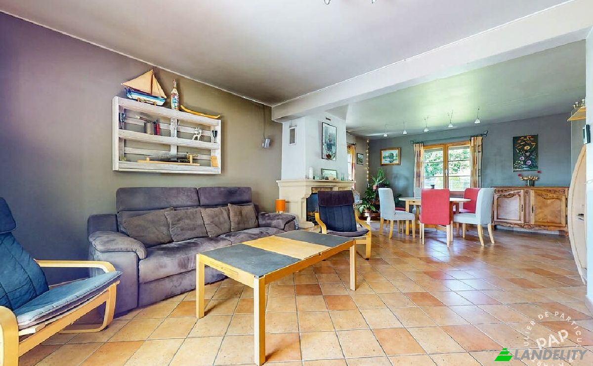 Single Family Home for Sale 250 Rue du Faubourg, 60130 Plainval, Plainval, Oise, Hauts-de-France, France. Photo 5