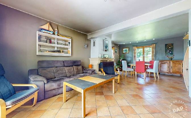 Single Family Home for Sale 250 Rue du Faubourg. Photo#5 Single Family Home for Sale 250 Rue du Faubourg. Photo#5