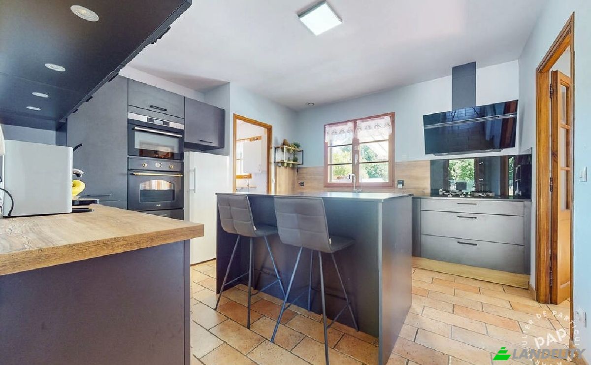 Single Family Home for Sale 250 Rue du Faubourg, 60130 Plainval, Plainval, Oise, Hauts-de-France, France. Photo 8
