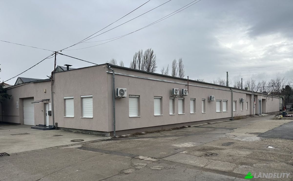 Office Space for Sale Vac, Vac District, Pest County, Hungary, Zrinyi Miklos u 39, 2600 Hungary. Photo 2