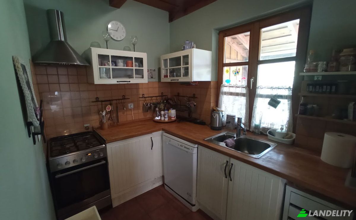 Single Family Home for Sale Zsambek, Pilisvorosvar District, Pest County, Hungary, Bethlen Gabor u 12, 2072 Hungary. Photo 13