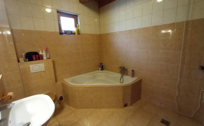 Single Family Home for Sale Zsambek. Photo#14 Single Family Home for Sale Zsambek. Photo#14