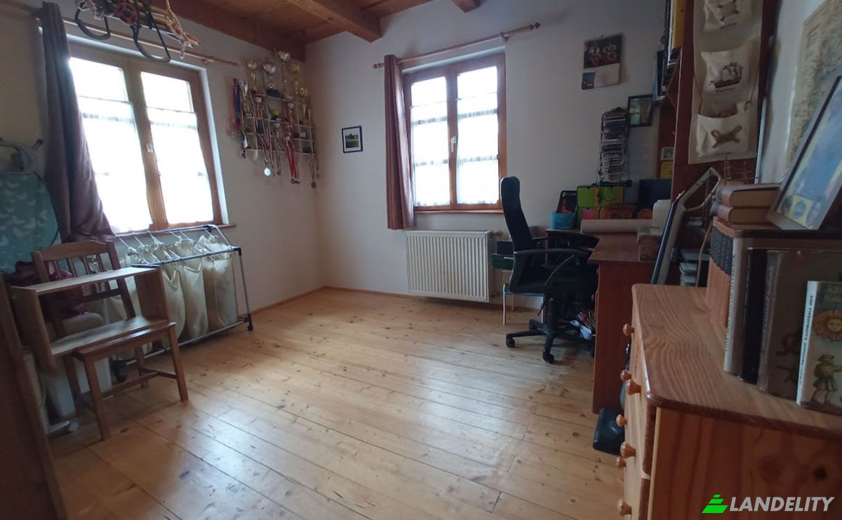 Single Family Home for Sale Zsambek, Pilisvorosvar District, Pest County, Hungary, Bethlen Gabor u 12, 2072 Hungary. Photo 16