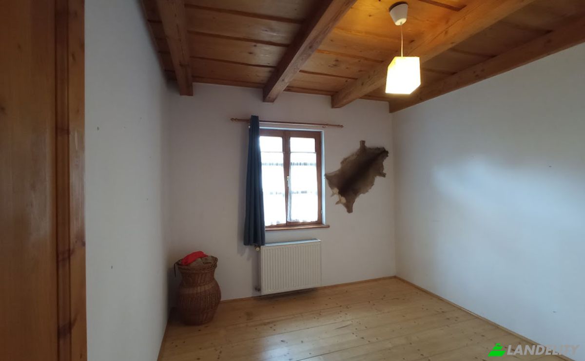 Single Family Home for Sale Zsambek, Pilisvorosvar District, Pest County, Hungary, Bethlen Gabor u 12, 2072 Hungary. Photo 17