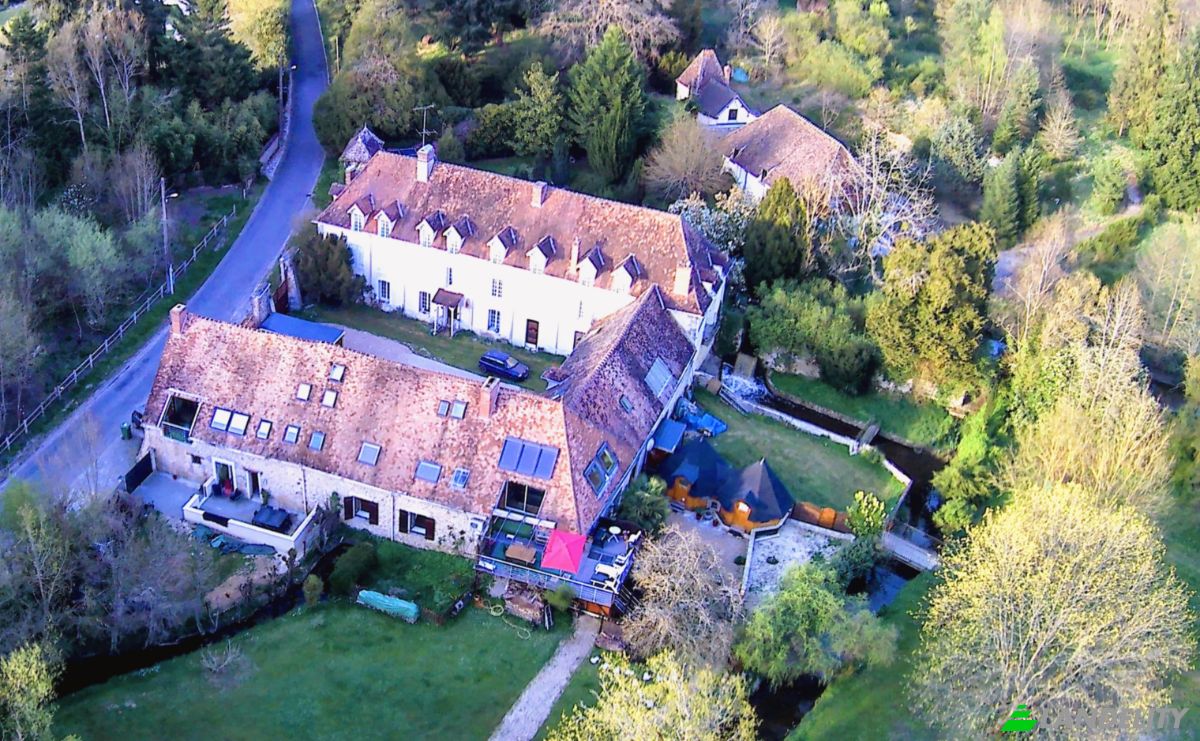 Mansion for Sale 21 Rue du Moulin dAmeil, 78125 Saint-Hilarion, Droue-sur-Drouette, Eure-et-Loir, Centre-Val de Loire, France. Photo 3