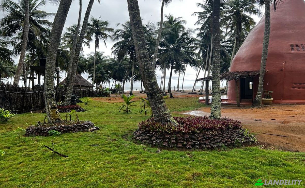 Investing/Development for Sale Asseoufoue, Sud-Comoe, Comoe District, Cote dIvoire. Photo 1