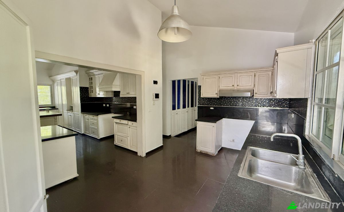 Single Family Home for Sale Billo Frometa 19, Santo Domingo, Santo Domingo de Guzman, Distrito Nacional, Dominican Republic. Photo 2