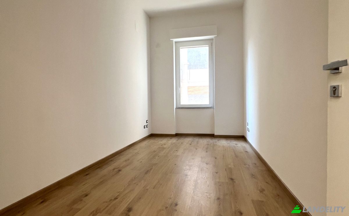 Apartment for Sale Via Silvio Pellico, 65124 Pescara PE, Pescara, Province of Pescara, Abruzzo, Italy. Photo 14