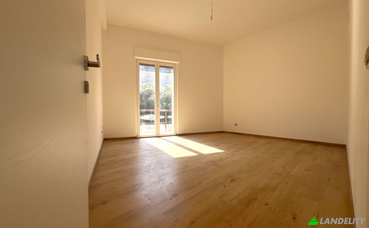 Apartment for Sale Via Silvio Pellico, 65124 Pescara PE, Pescara, Province of Pescara, Abruzzo, Italy. Photo 5